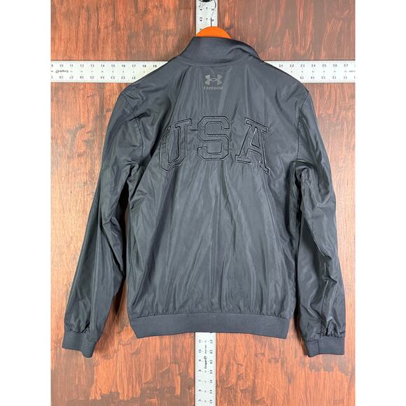 Project Rock Under Armour Freedom USA Veteran's Day Bomber Jacket Mens Small - Picture 12 of 12